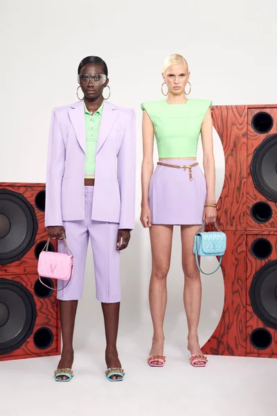 Look 28